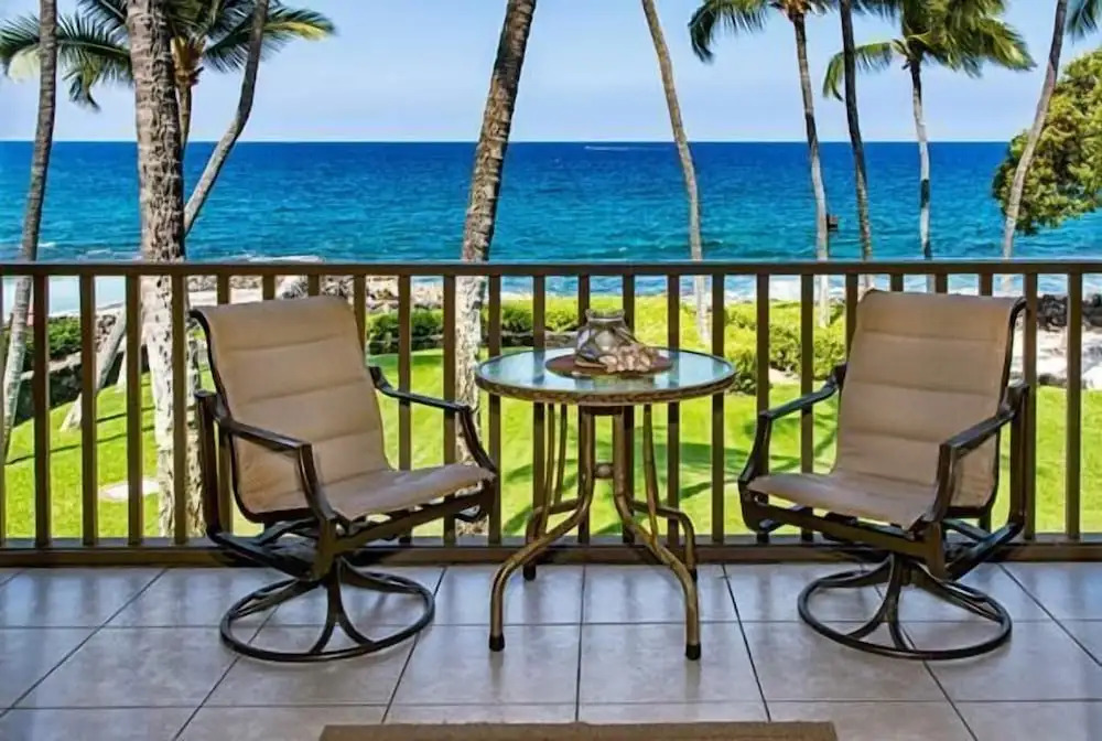 Kona Isle E23