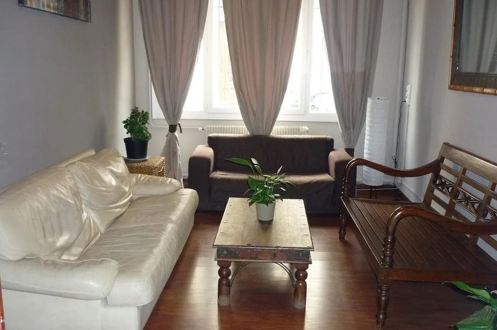 LHospitalet Saint Charles