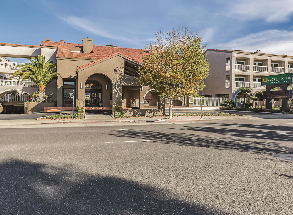 La Quinta Wyndham SFO Airport West Millbrae-Presidents Award Winner-FREE ARPRT SHTL