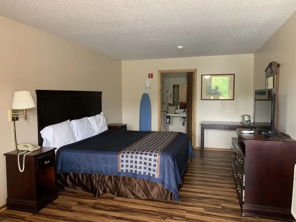 Riverwood Inn of Glenwood