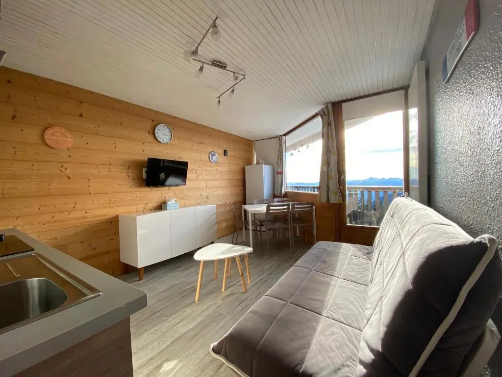 Appartement 5 Personnes au pied des pistes - WIFI -