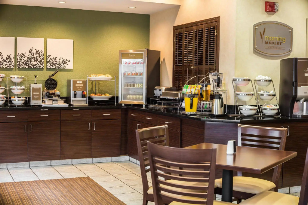 Garner Hotel Sumter Northwest by IHG