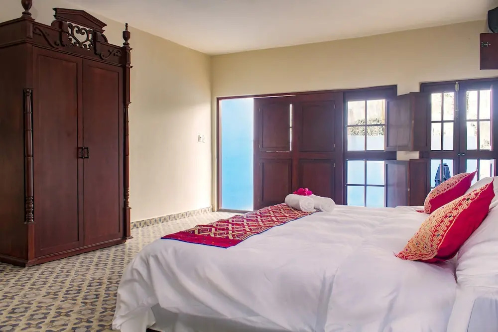 Hotel Maculís