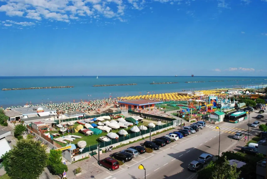 Family Hotel Marina Beach