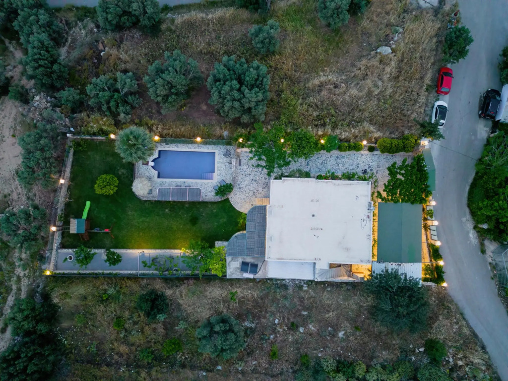Dafni Villa a place to visit by Rentado