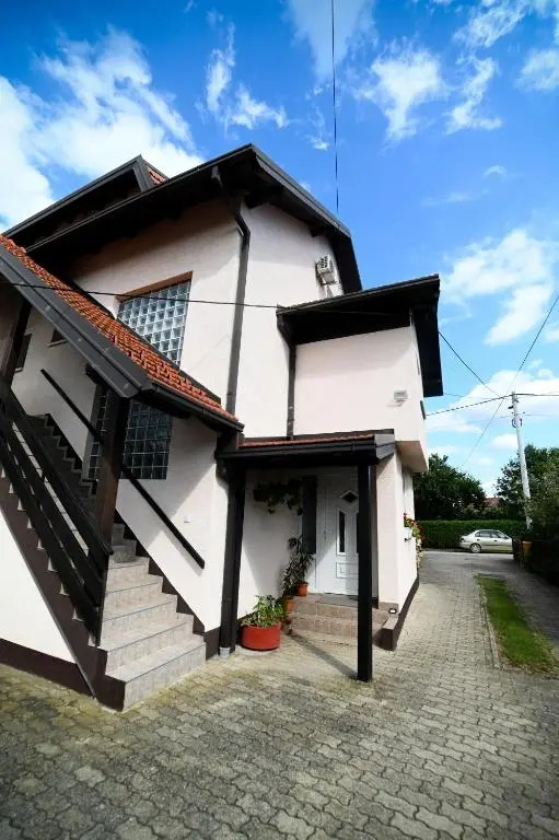Apartman EMA
