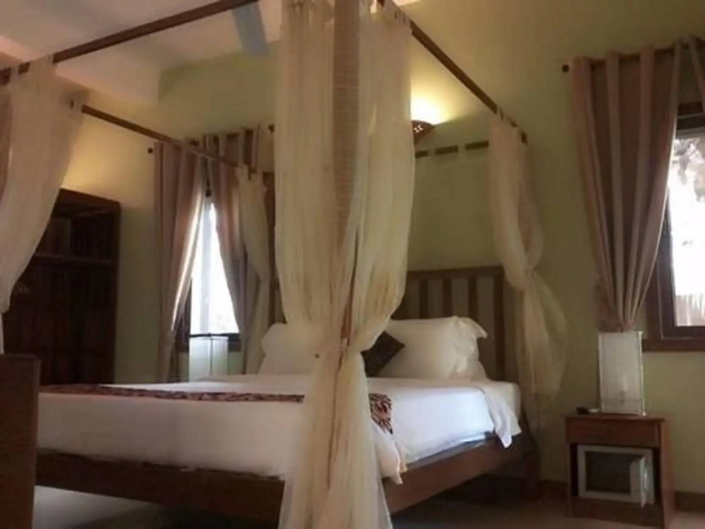 Robam Inn