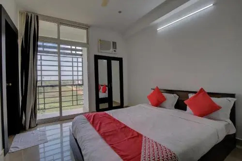 OYO 15121 The kiosk hostel