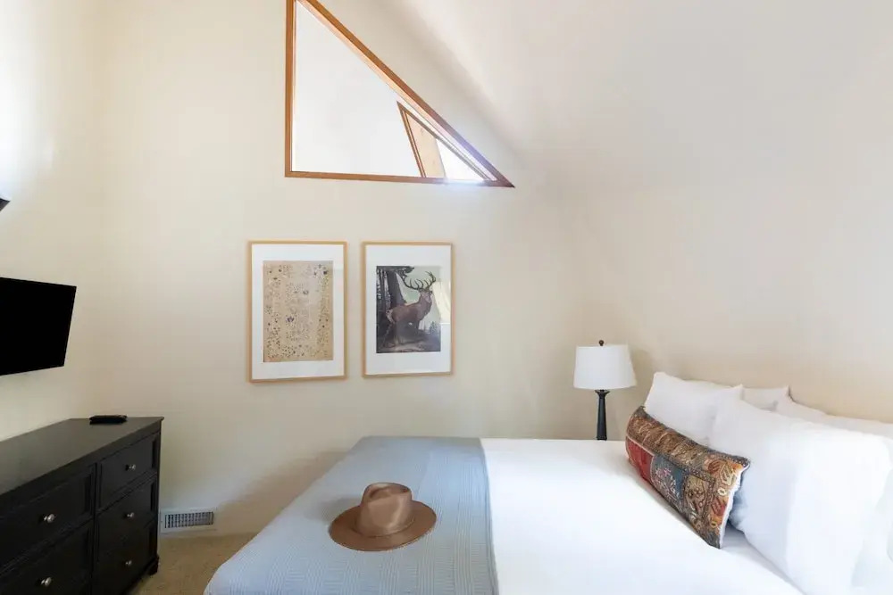 Honeycomb by AvantStay Private Unique Home in Big Bear