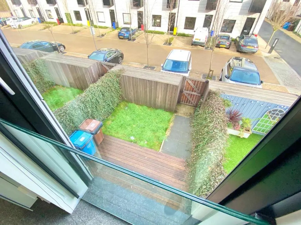 Large Townhouse 5 Beds with Two Parking Spaces - Manchester City Centre