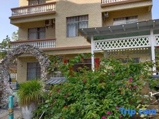 Weizhou Island Shibei Homestay (Shell Beach)