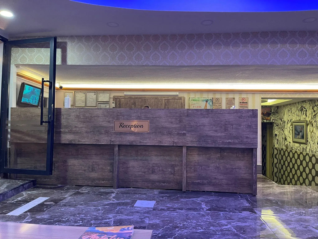 Ozgur Hotel