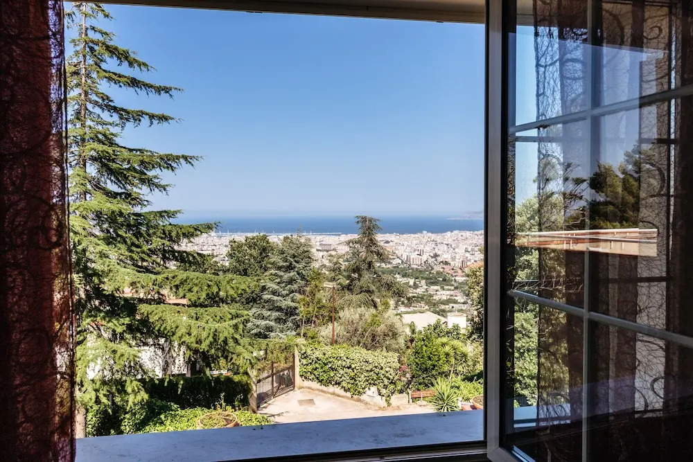 Terrazza sul Golfo di Palermo