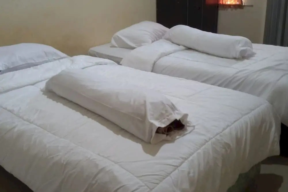 Hotel O Neva Guest House SyariahNearWaduk Cipta Karya