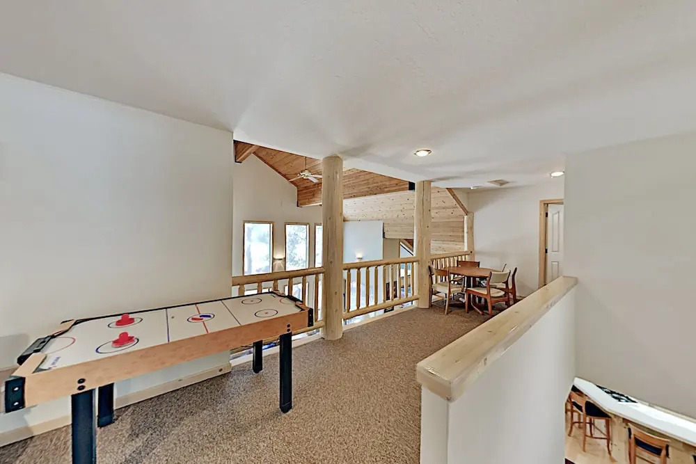 14036 Ski View Loop Home