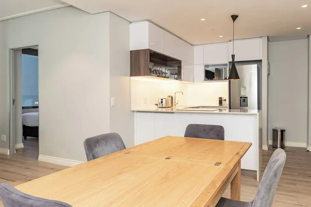 16 on Bree Luxury Apartments