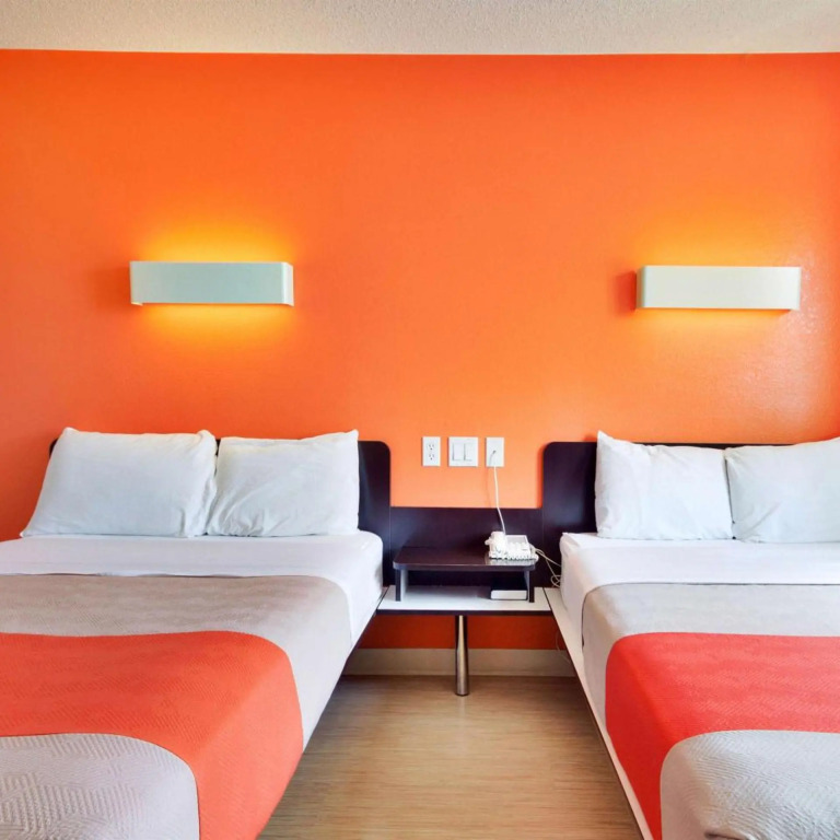 Motel 6-Lewisville, TX - Dallas