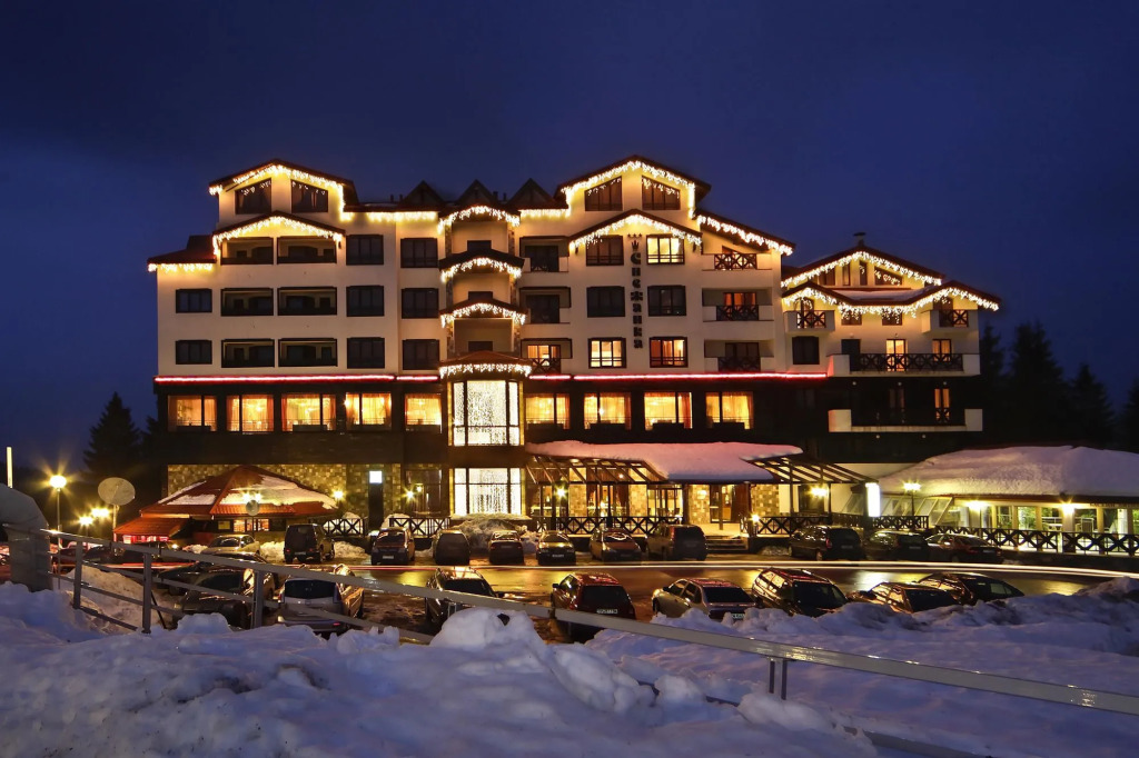 Snezhanka Hotel Pamporovo- All inclusive & Swimming pool
