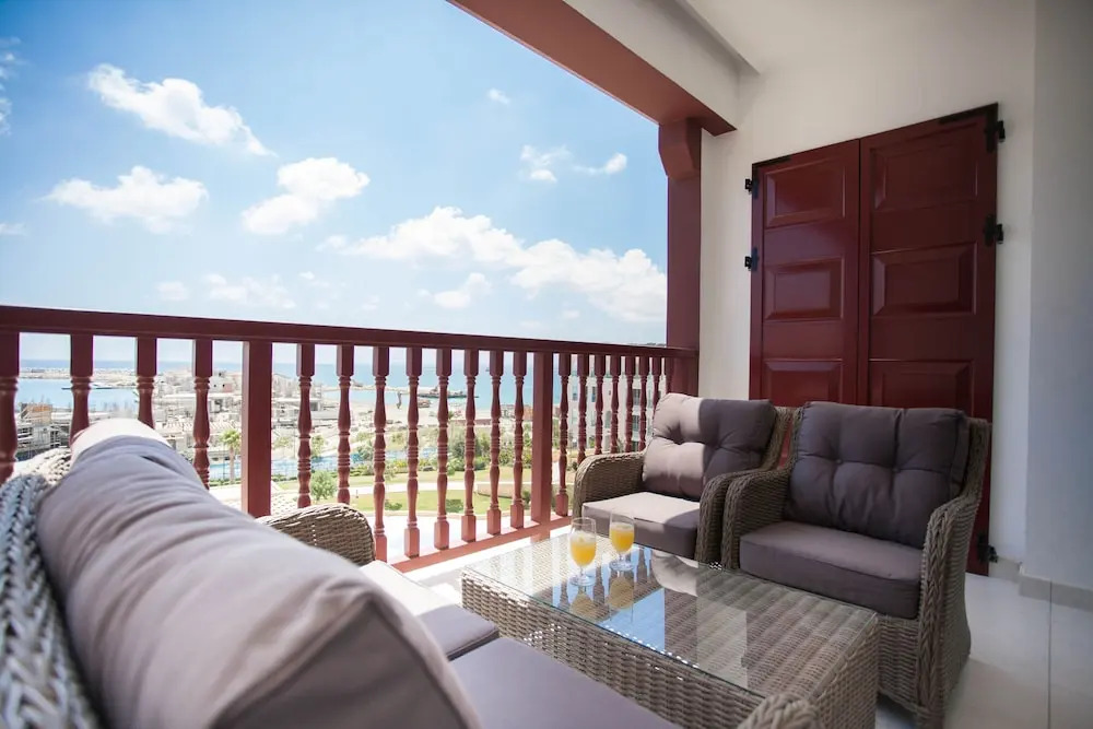 Nerreids Apartment E32 by Ezoria Holiday Rentals