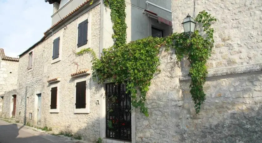 Apartments Frano