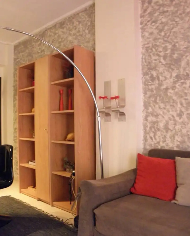 Cozy and Modern Apartment Centrally Located