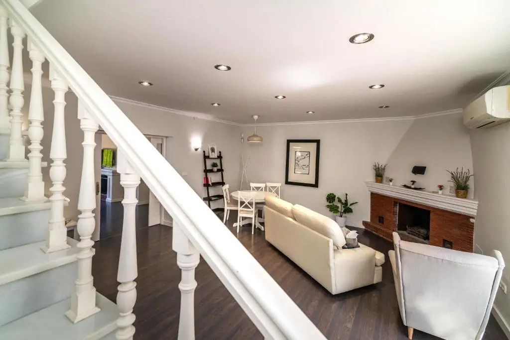 VB Velázquez 6BDR Villa Marina