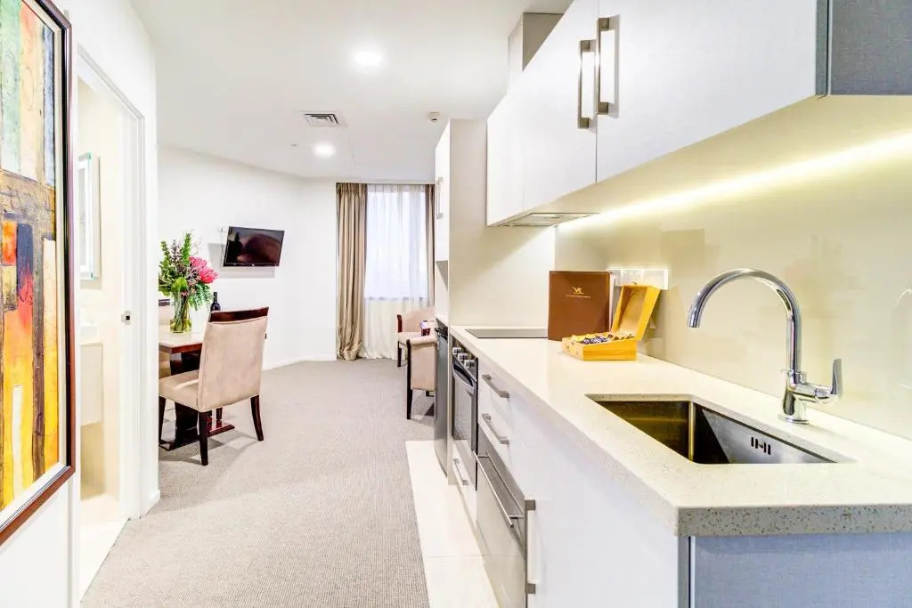 VR Queen Street Hotel & Suites