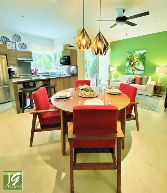 Beautiful Condo Garden Private Covered Patio Hi-speed Wi Fi Close to the Beach