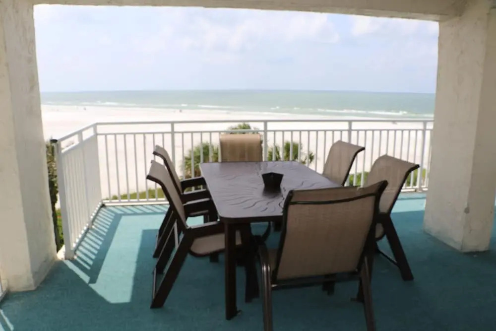 Jamaica Royale 401 - 2 Br Condo