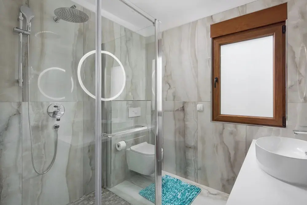 Malibu Eclipse - Luxury villa with pool & spa