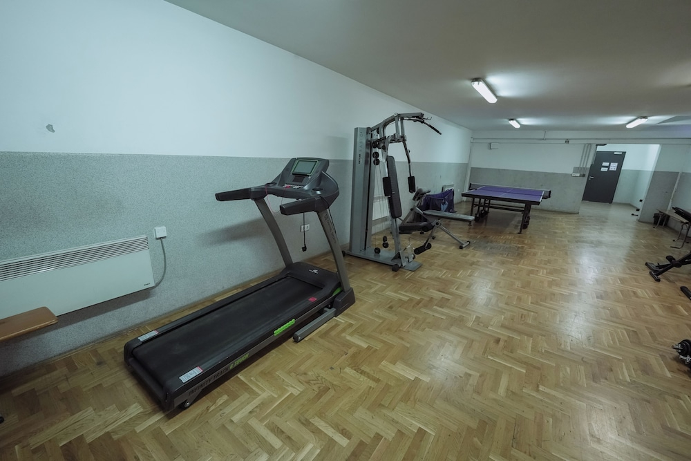 Lola Suite, One Bedroom Place With Free Parking