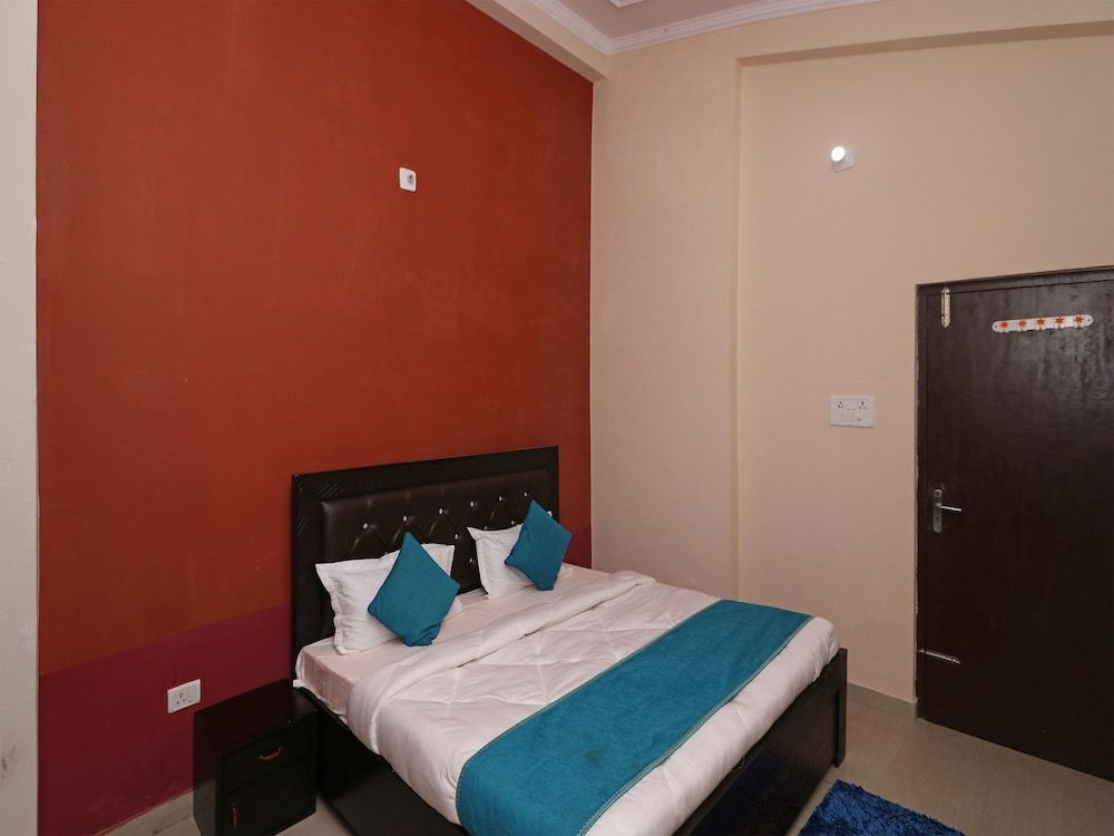 OYO 13896 Home Spacious 2BHK Cottage Sattal Road
