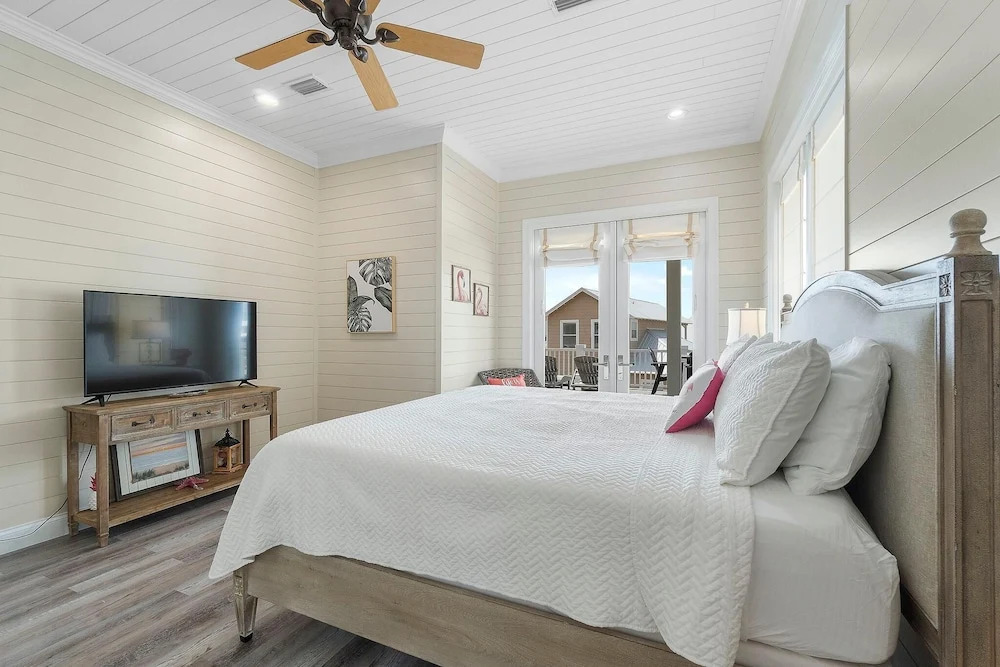 Whispering Palms Beach House