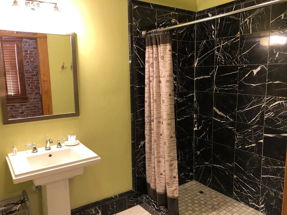 Hotel Frederick