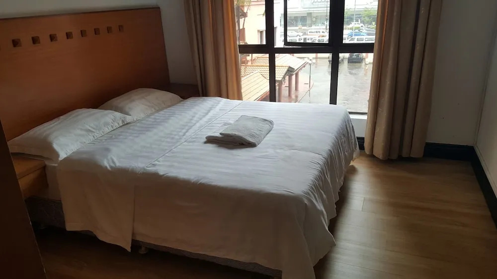 Ideal Holiday Apartment Marina Court