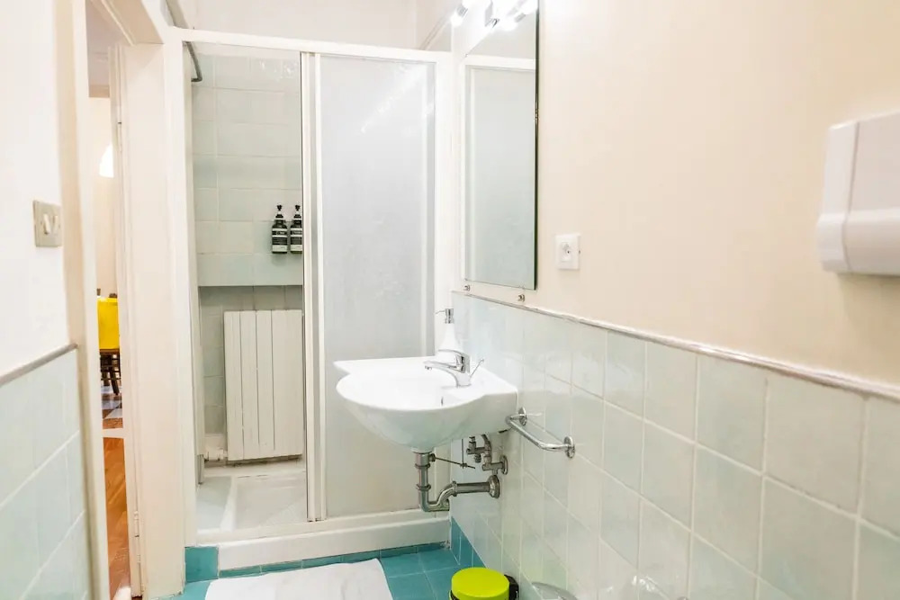 Τhe welcoming Rocchetto residence at 25m from P. Erbe