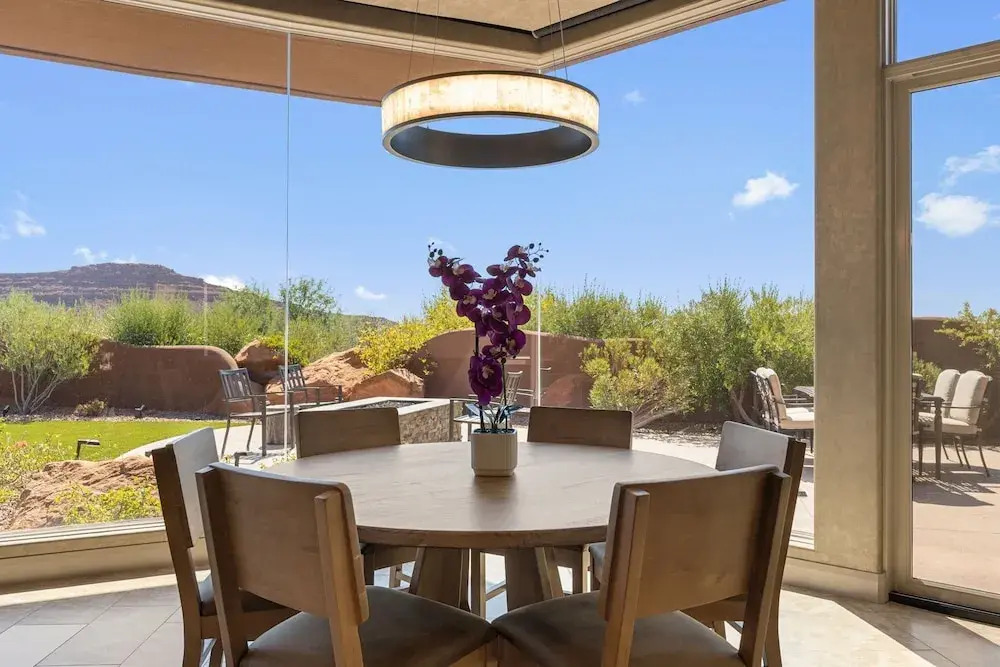 Escape To Entrada 4 Bedroom Home