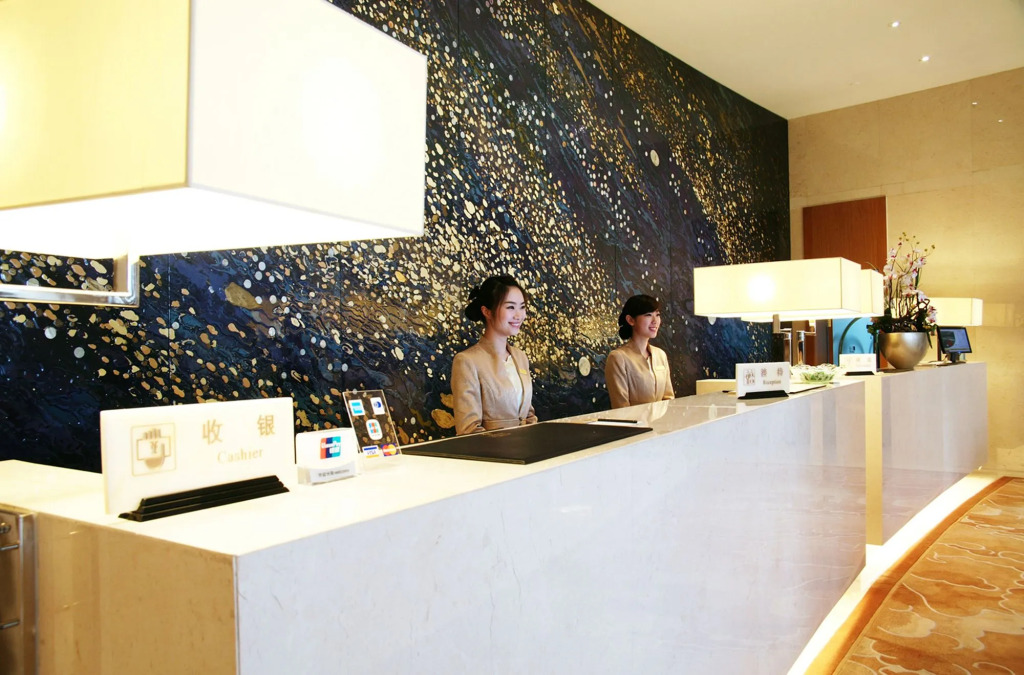 Glarun Jinling Hotel