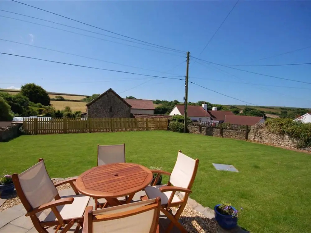 Romantic Holiday Home in Croyde near Beach