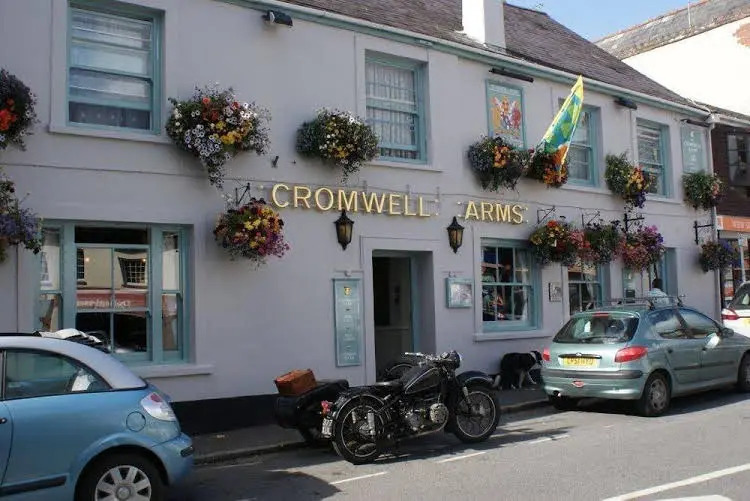 The Riverside Inn