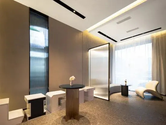 Atour Light Hotel Shenyang Yuhong Plaza Metro Station