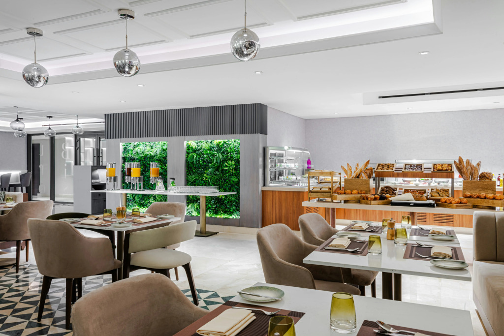 Doubletree By Hilton Amman Hotel & Residences