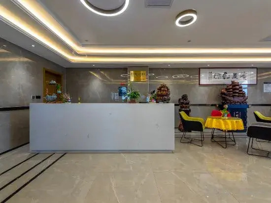 Rubik's Cube Hotel