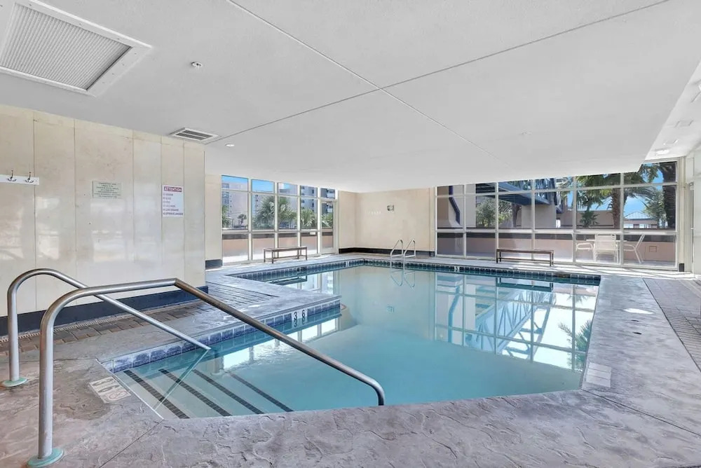 Crystal Tower 206- Amenities Galore Lazy River