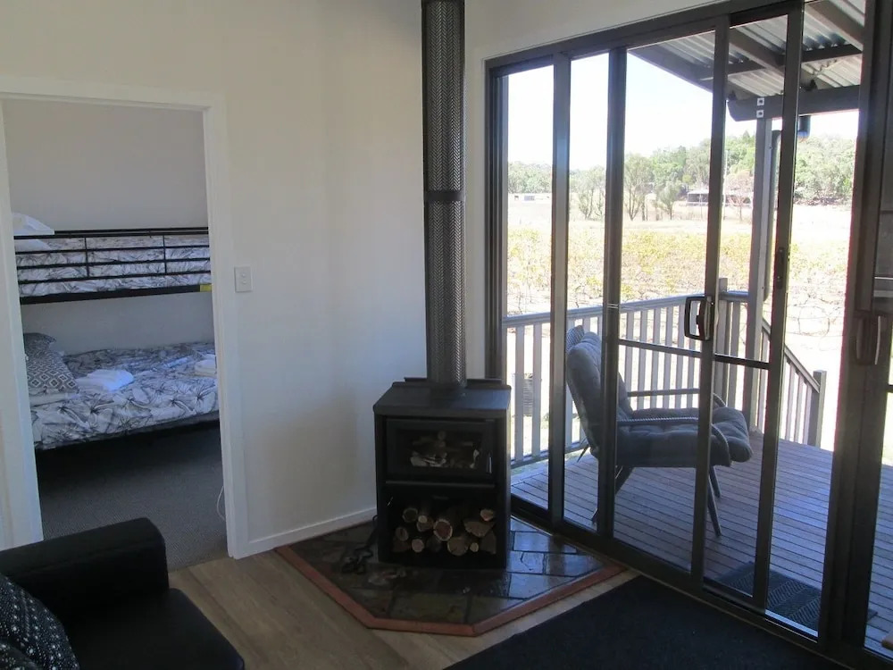 Clever Kid Wines Vineyard Cottages