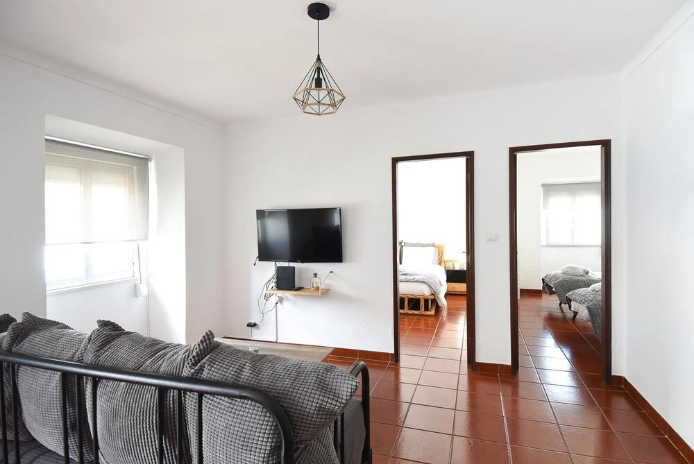 House with 2 Bedrooms in Lourinhã, with Wifi