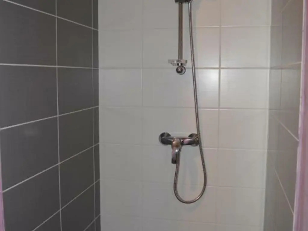 Grande maison moderne avec piscine à Tours, proche du centre-ville et de la Loire à Vélo - FR-1-381-231
