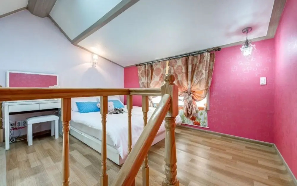 Gapyeong Blueberry Hill Pension (Near Golf Course)