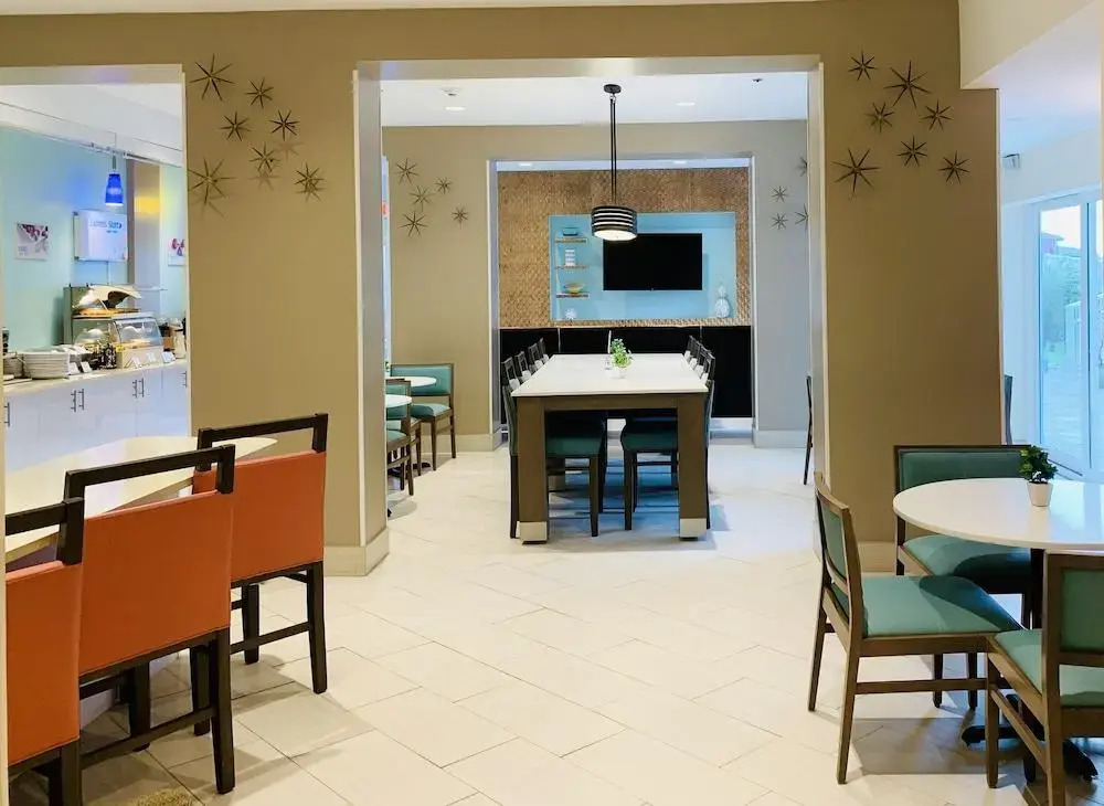 Holiday Inn Express and Suites Nassau
