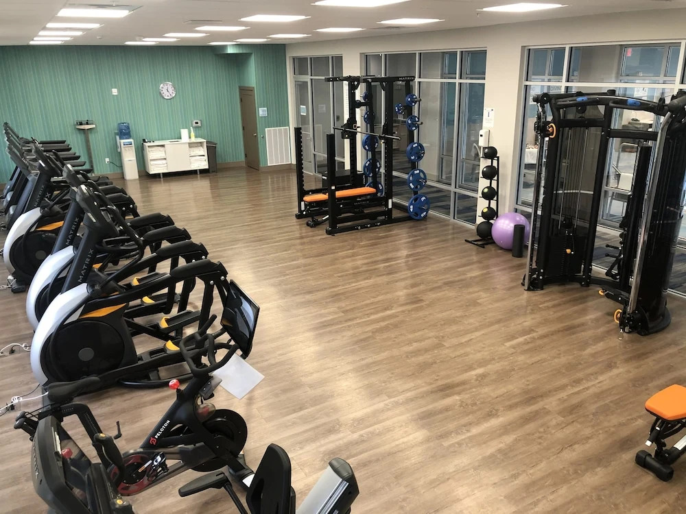 Holiday Inn Express & Suites - Madison West - Middleton by IHG